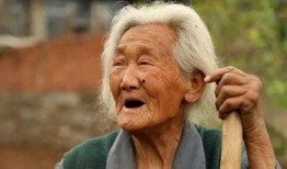 秃崽草神吃瓜视频大全免费观看,免费观看，笑料横生！