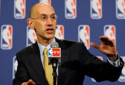 今日nba蓝球最新爆料,球星转会风云再起，新赛季格局或将重塑！”