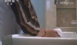 前一秒被偷拍的爆料视频,街头惊现神秘偷拍事件！