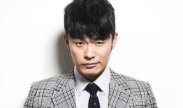 呆妹爆料陈赫拍摄视频,揭秘明星幕后生活点滴