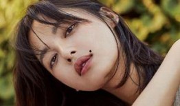 辛芷蕾爆料妈妈视频,罕见家庭瞬间引发网友热议