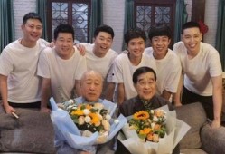 郭德纲大张旗鼓爆料视频,大张旗鼓爆料视频引发热议